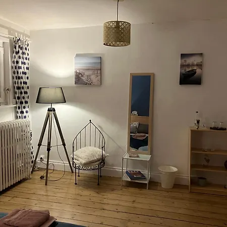 Maison Corneille Proche De Lille 3* Hem