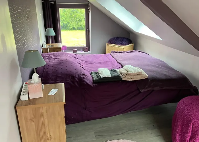 Maison Corneille Proche De Lille Couette-café Hem